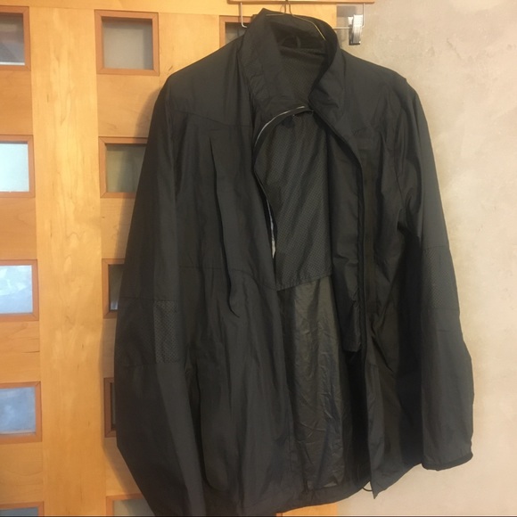 Lululemon Cycling Shell L?
